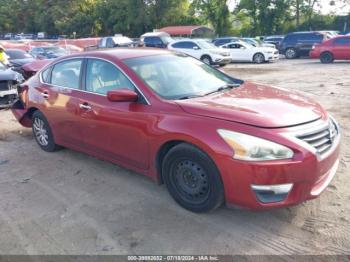  Salvage Nissan Altima