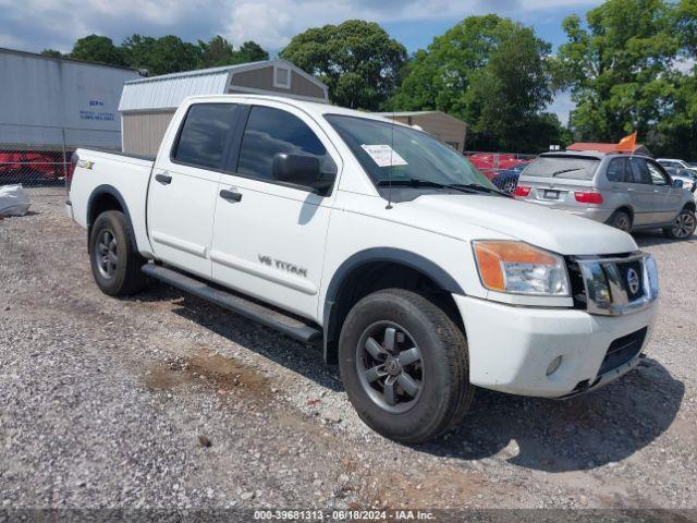  Salvage Nissan Titan