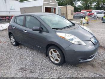  Salvage Nissan LEAF