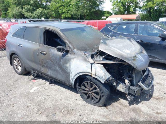  Salvage Kia Sorento