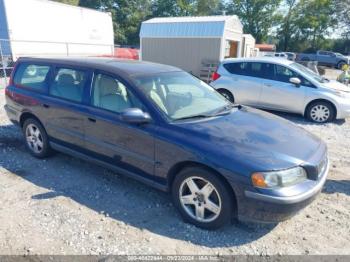  Salvage Volvo V70