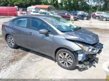  Salvage Nissan Versa