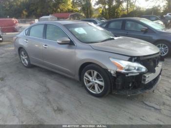  Salvage Nissan Altima