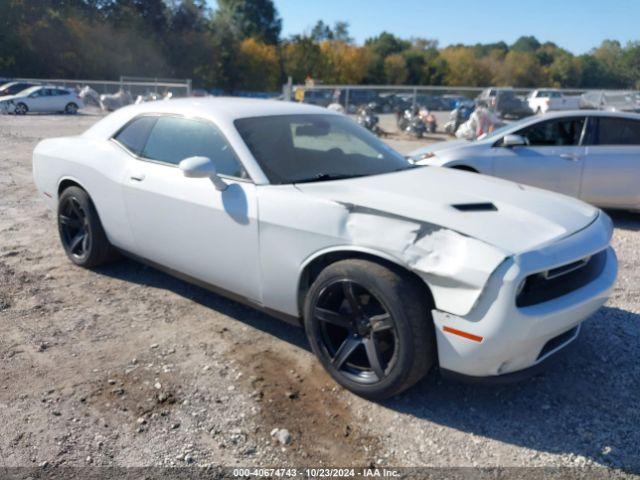  Salvage Dodge Challenger