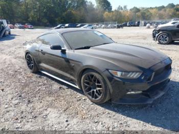  Salvage Ford Mustang