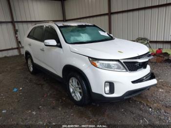  Salvage Kia Sorento