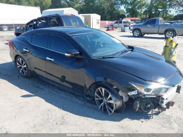  Salvage Nissan Maxima