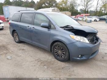  Salvage Toyota Sienna