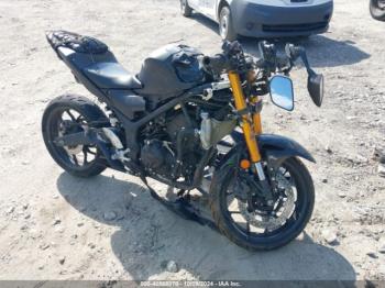  Salvage Yamaha Yzfr3