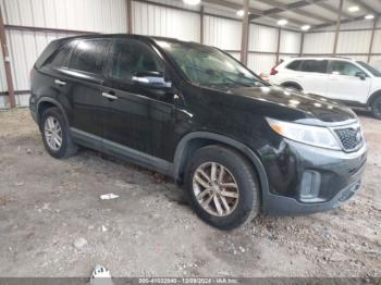  Salvage Kia Sorento