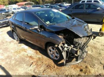  Salvage Ford Fiesta