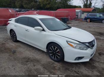  Salvage Nissan Altima