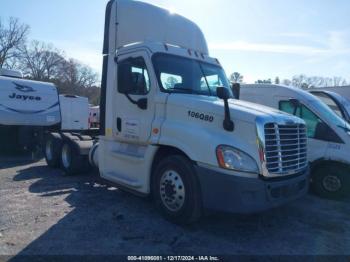  Salvage Freightliner Cascadia 125