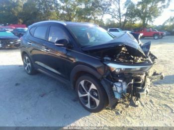  Salvage Hyundai TUCSON