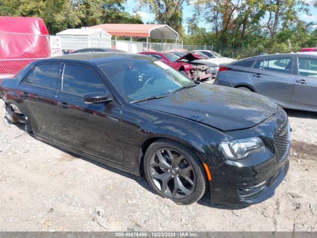  Salvage Chrysler 300