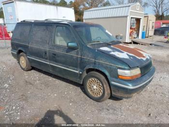  Salvage Chrysler Town & Country