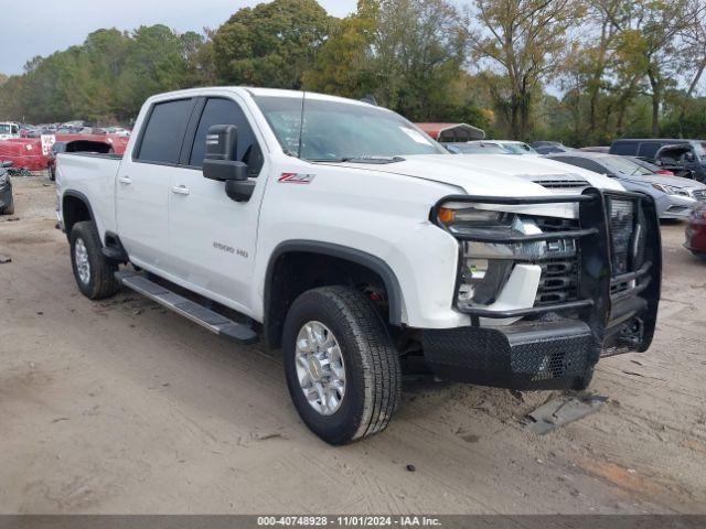  Salvage Chevrolet Silverado 2500