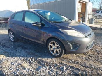  Salvage Ford Fiesta