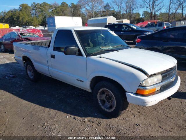  Salvage Chevrolet S-10