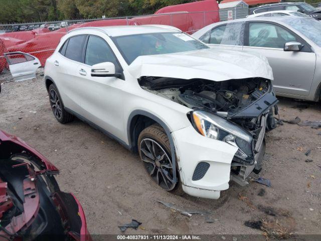  Salvage Mercedes-Benz GLA