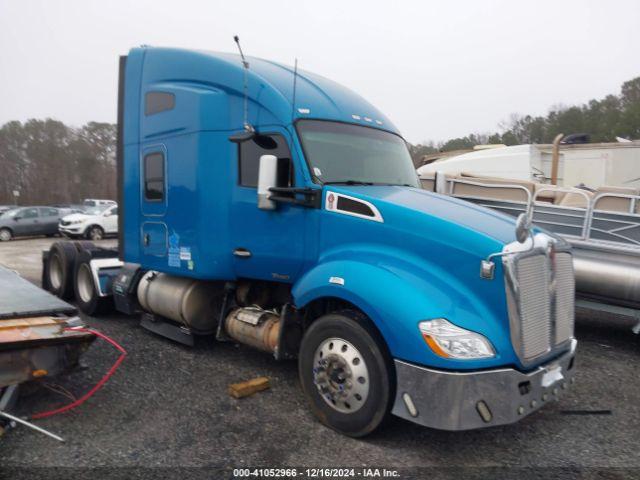  Salvage Kenworth Construction