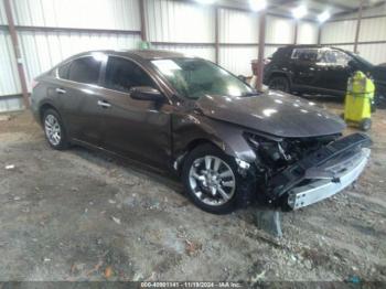  Salvage Nissan Altima