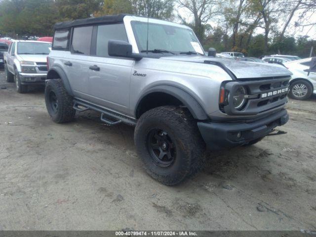  Salvage Ford Bronco