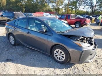  Salvage Toyota Prius