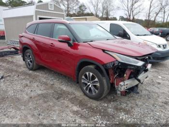  Salvage Toyota Highlander