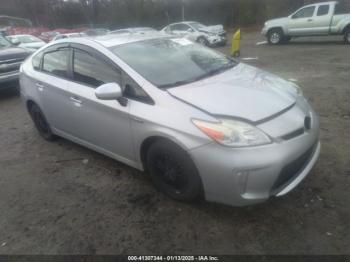  Salvage Toyota Prius