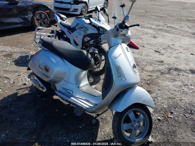  Salvage Vespa GTS 250