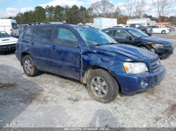  Salvage Toyota Highlander