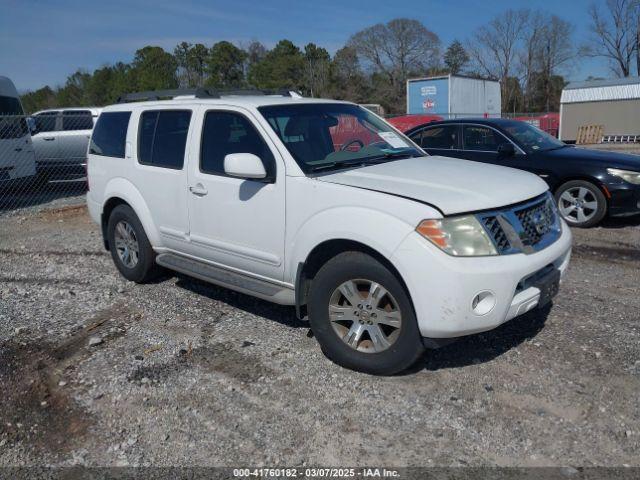  Salvage Nissan Pathfinder