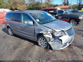  Salvage Chrysler Town & Country