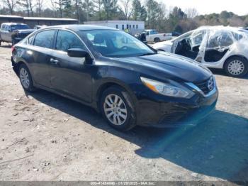  Salvage Nissan Altima