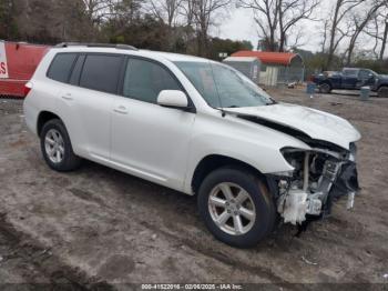  Salvage Toyota Highlander