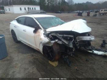  Salvage Nissan Maxima