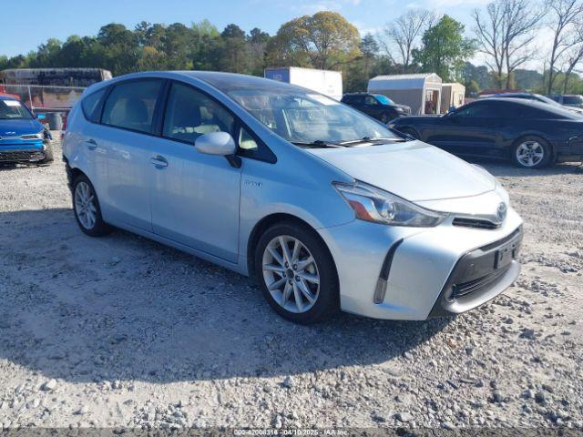  Salvage Toyota Prius v