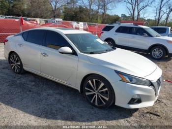  Salvage Nissan Altima