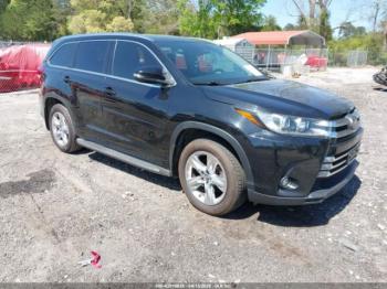  Salvage Toyota Highlander