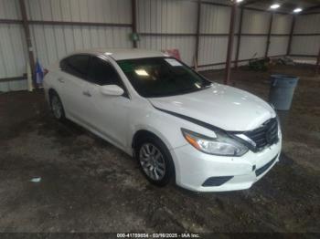  Salvage Nissan Altima