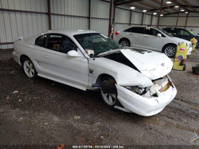  Salvage Ford Mustang