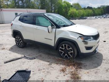  Salvage Jeep Compass