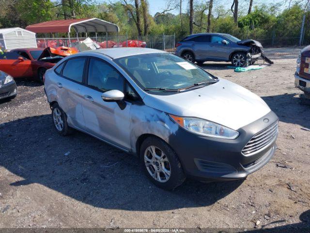  Salvage Ford Fiesta