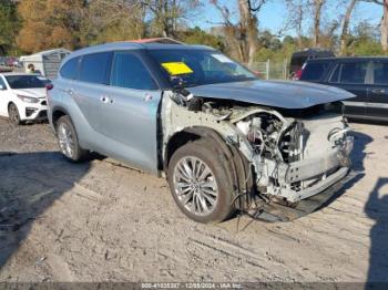  Salvage Toyota Highlander