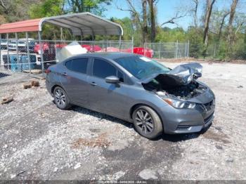  Salvage Nissan Versa