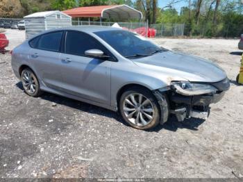  Salvage Chrysler 200