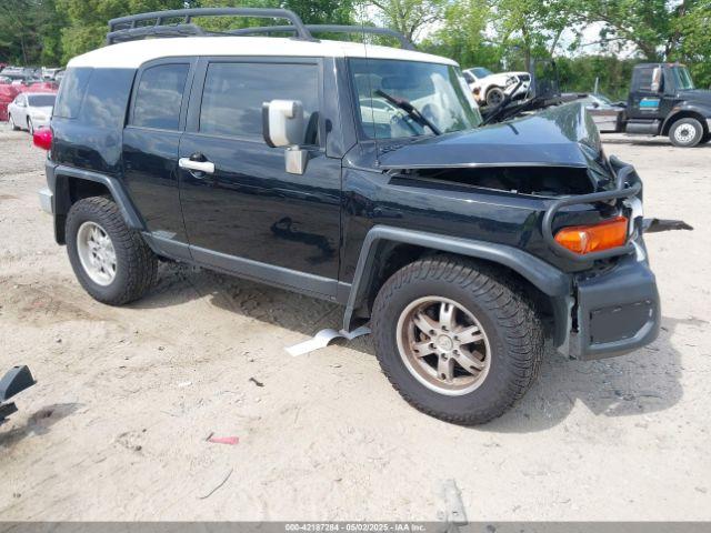  Salvage Toyota FJ Cruiser