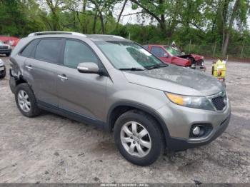  Salvage Kia Sorento