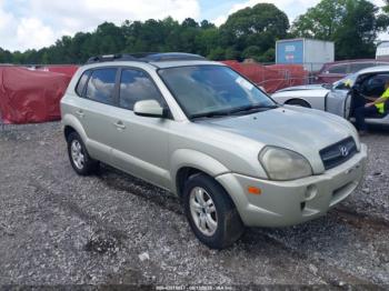  Salvage Hyundai TUCSON